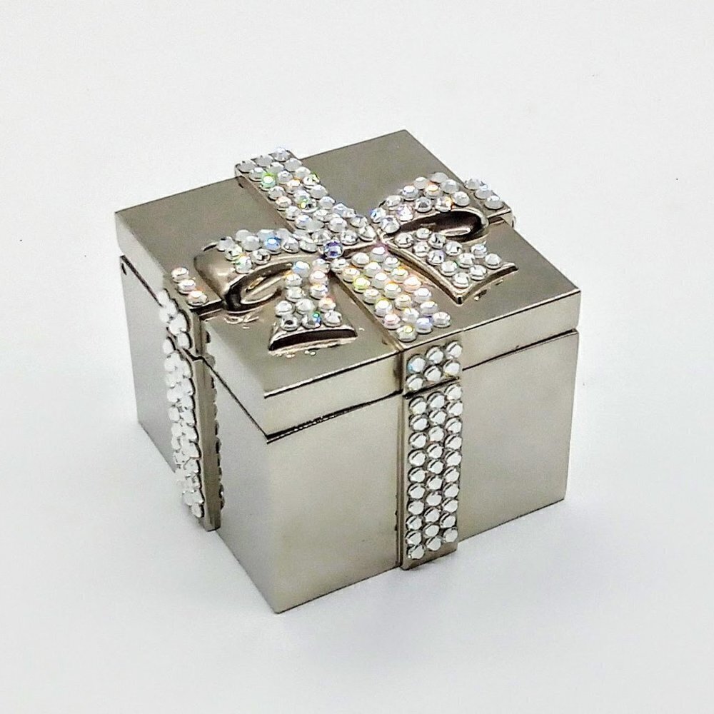 Square Silver Hinged Mirror Box Rhinestone Bow Tealight Candle Holder